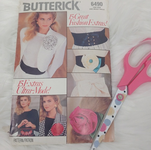 Vintage Accessories Sewing Pattern - Picture 1 of 9